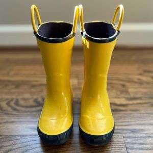 LL Bean Puddle Stompers Rain Boots Pull On Sz 8
Bright Yellow Waterproof Rubber